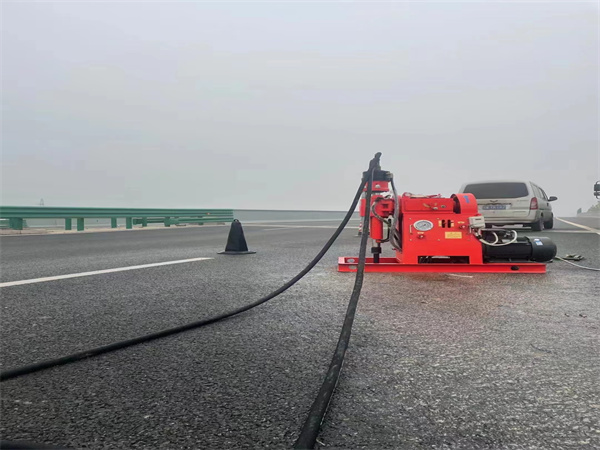 工布江达马路路基路面开裂下沉注浆加固灌浆